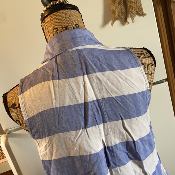 Cupio sleeveless button down shirt size small - Picture 9 of 11